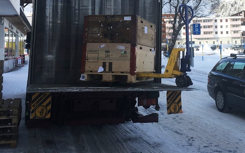 2018 11 28 Arosa Sturz Hebebühne W 1200 H 0 41fa8