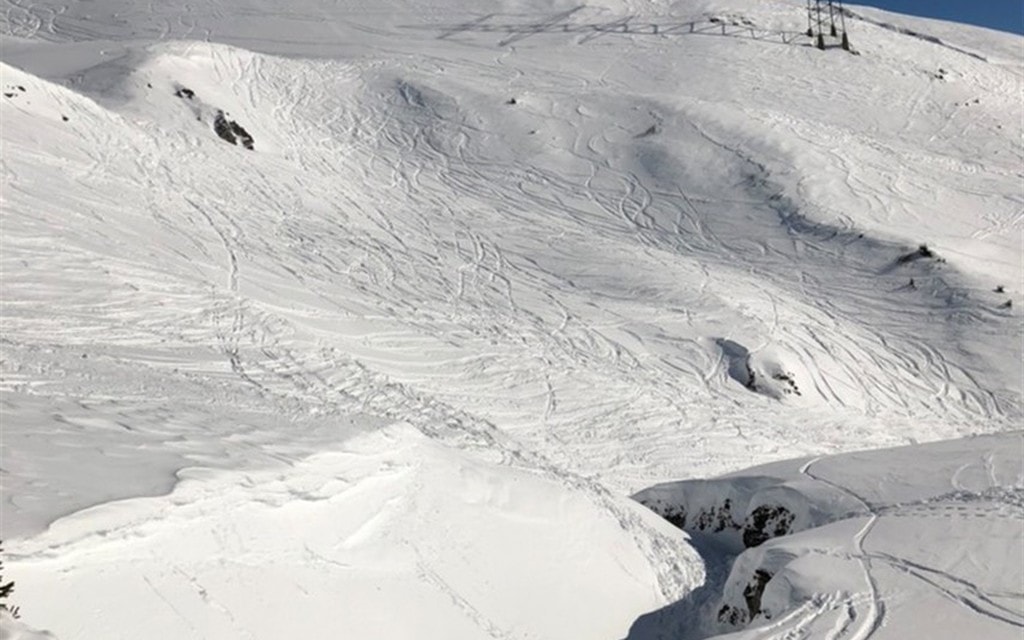 2019 012 05 LAAX W 1200 H 0 30611