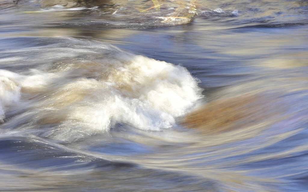 Acqua Fiume 7b228