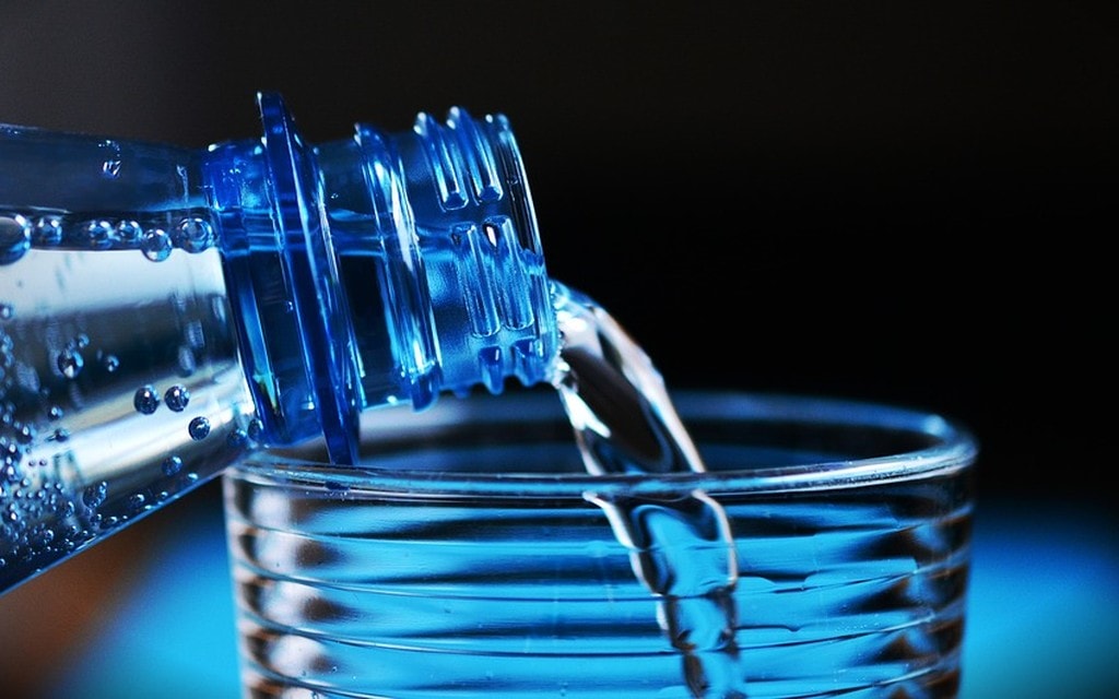 Acqua Minerale Ec4b5