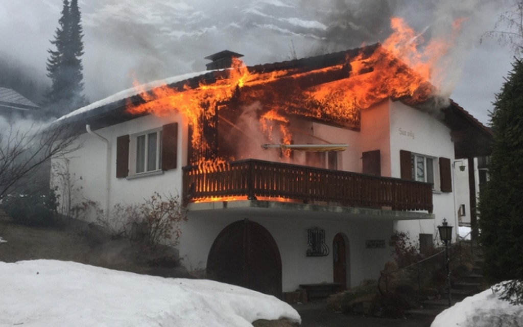 L Flims Incendio In Una Casa Di Vacanza G8t8 07b88