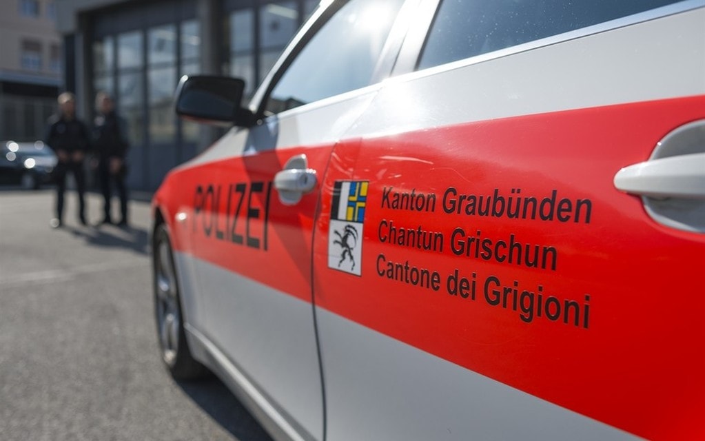 Polizia Grigioni D9189